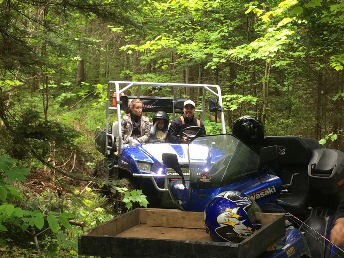 Saint-Jean-des Piles Les Cabines Nordik Des Pilesヴィラ エクステリア 写真