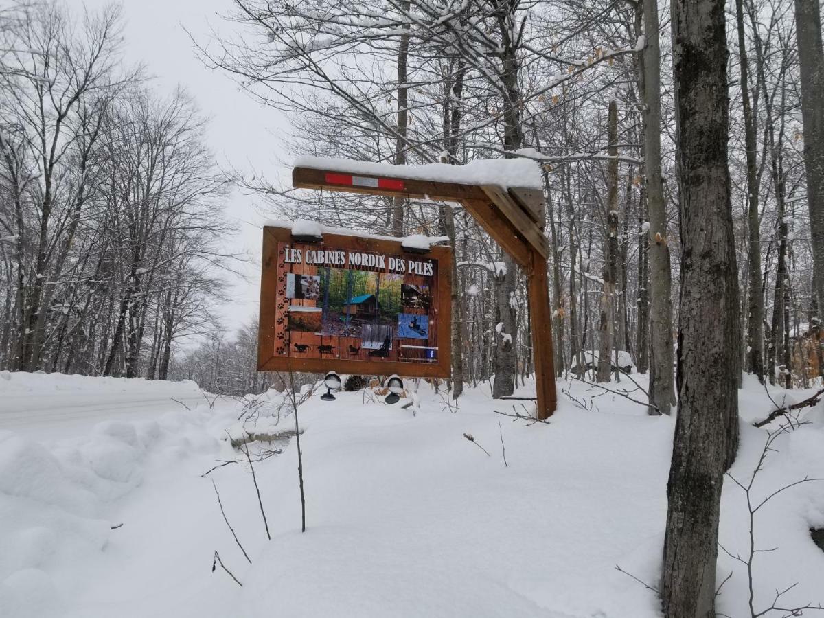 Saint-Jean-des Piles Les Cabines Nordik Des Pilesヴィラ エクステリア 写真